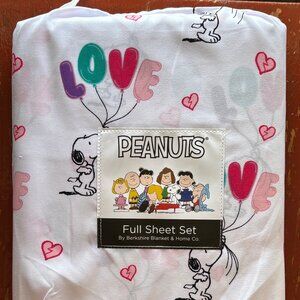 NEW 4-pc Peanuts Snoopy Love Balloons FULL Size Sheet Set (Hearts)